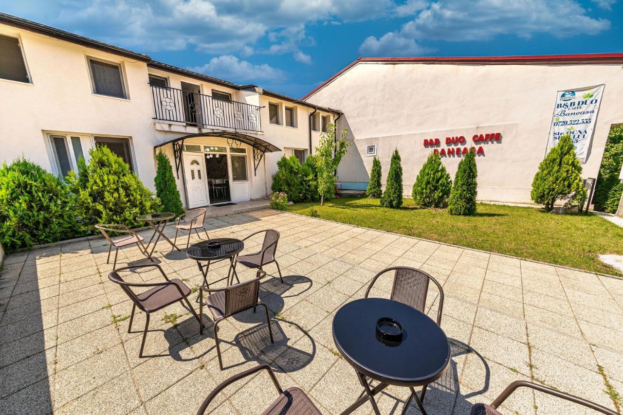 B&B Duo Caffe Baneasa Bukares Bagian luar foto