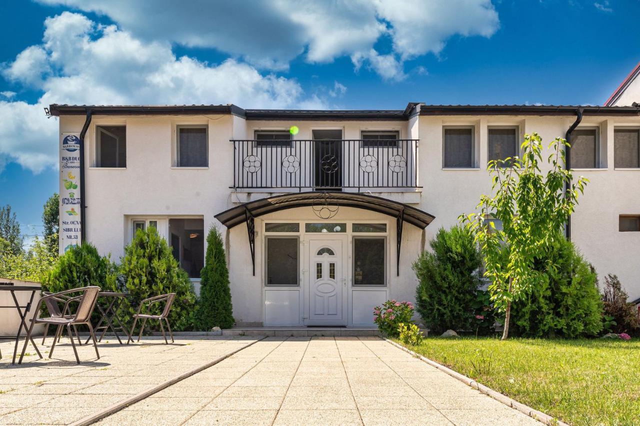 B&B Duo Caffe Baneasa Bukares Bagian luar foto