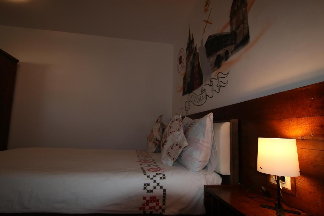 B&B Duo Caffe Baneasa Bukares Bagian luar foto