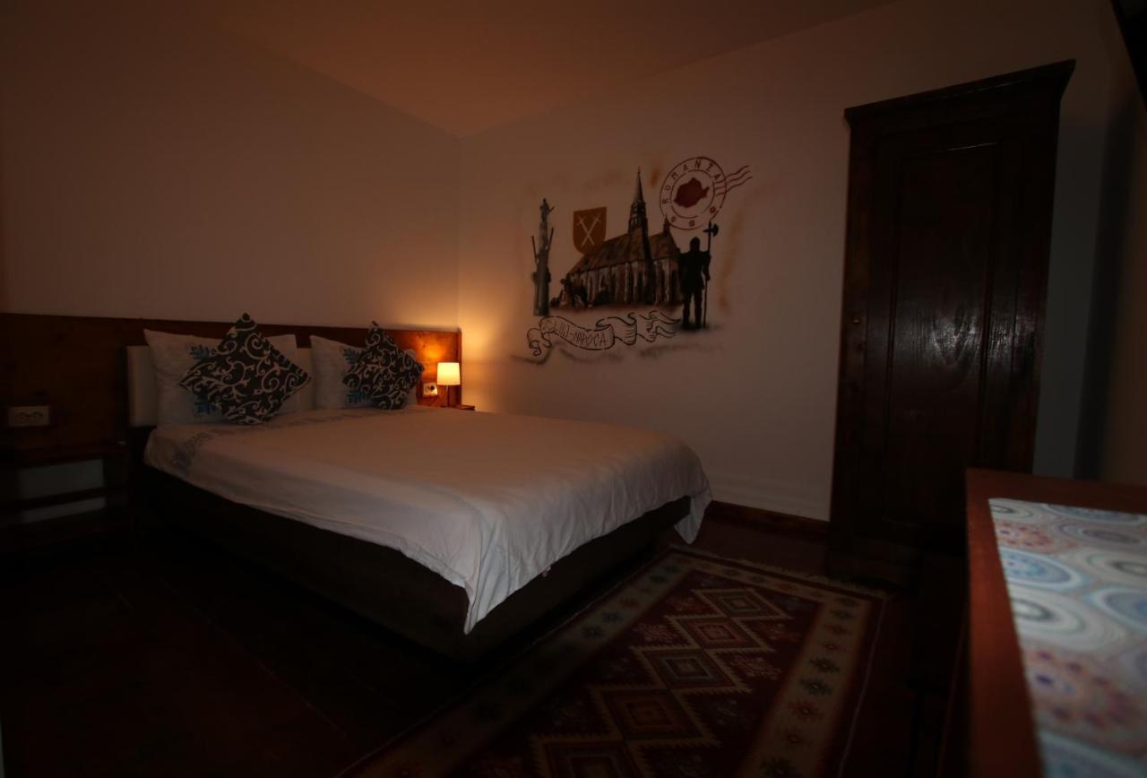 B&B Duo Caffe Baneasa Bukares Bagian luar foto