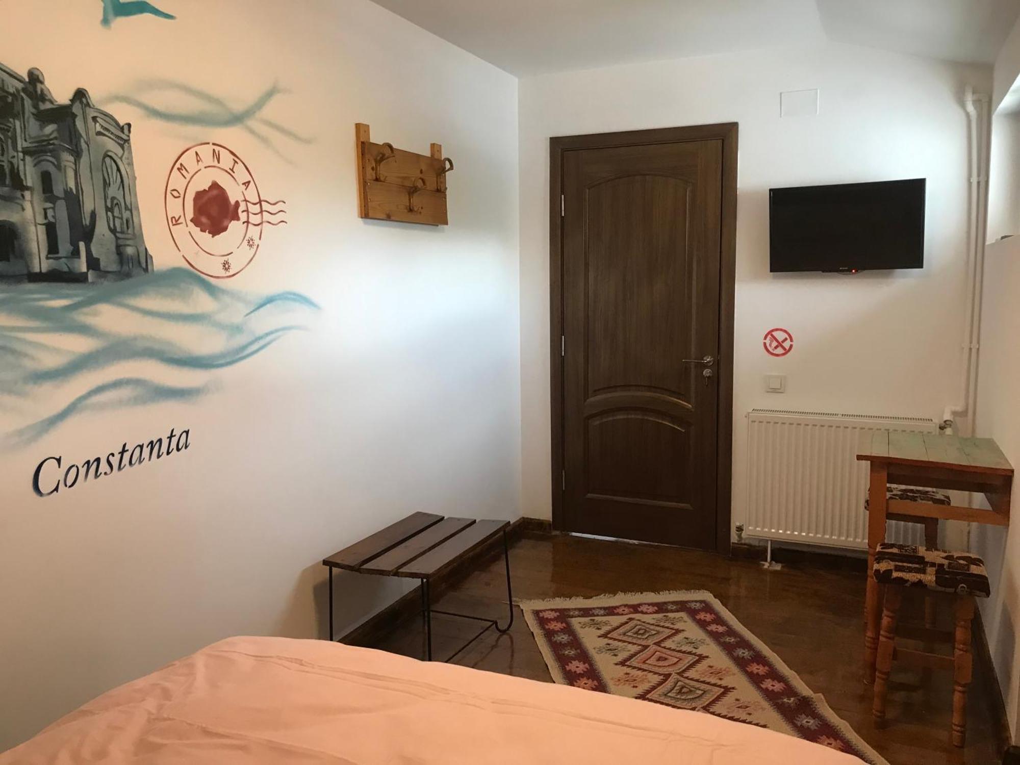 B&B Duo Caffe Baneasa Bukares Bagian luar foto