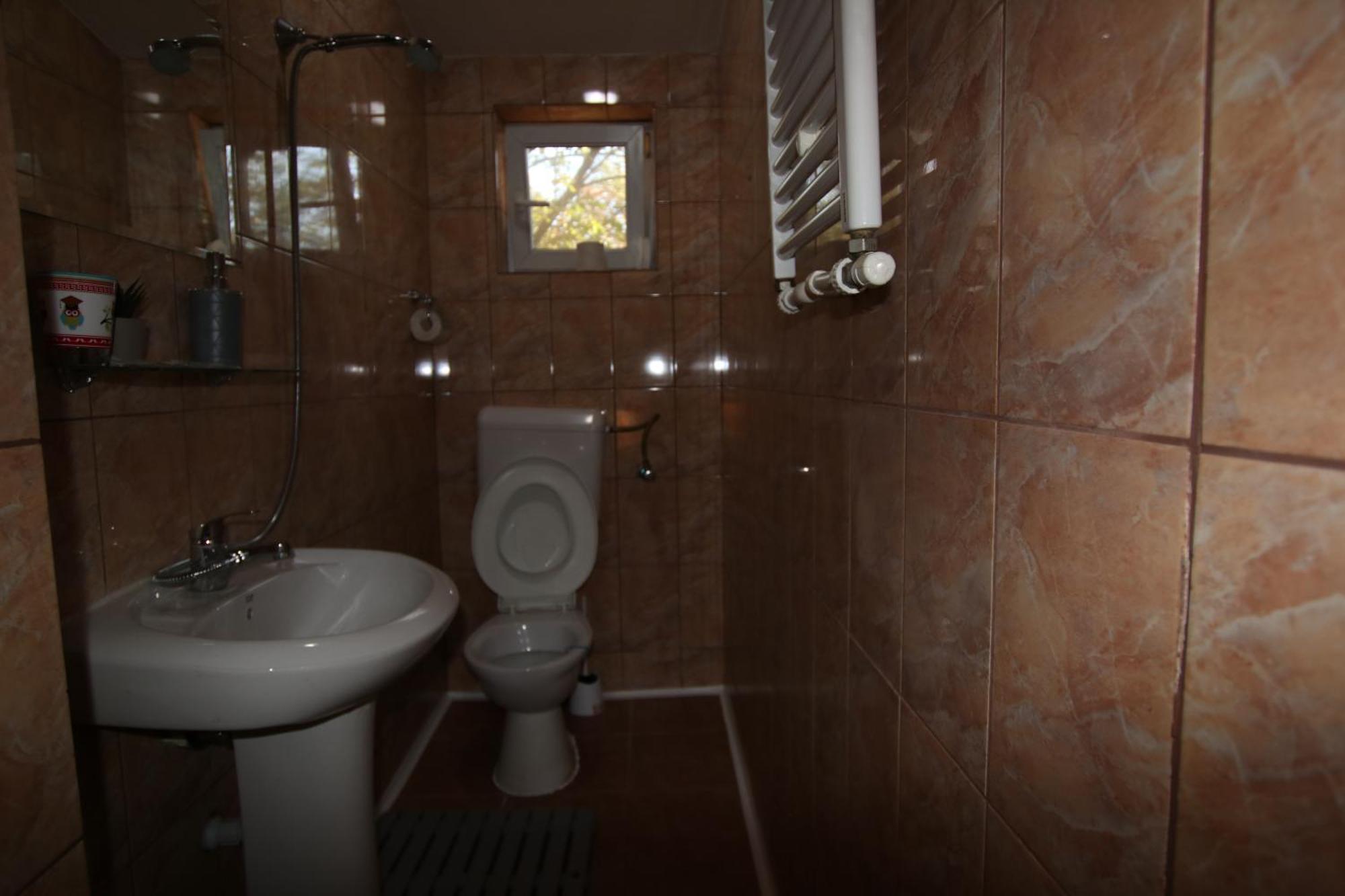 B&B Duo Caffe Baneasa Bukares Bagian luar foto