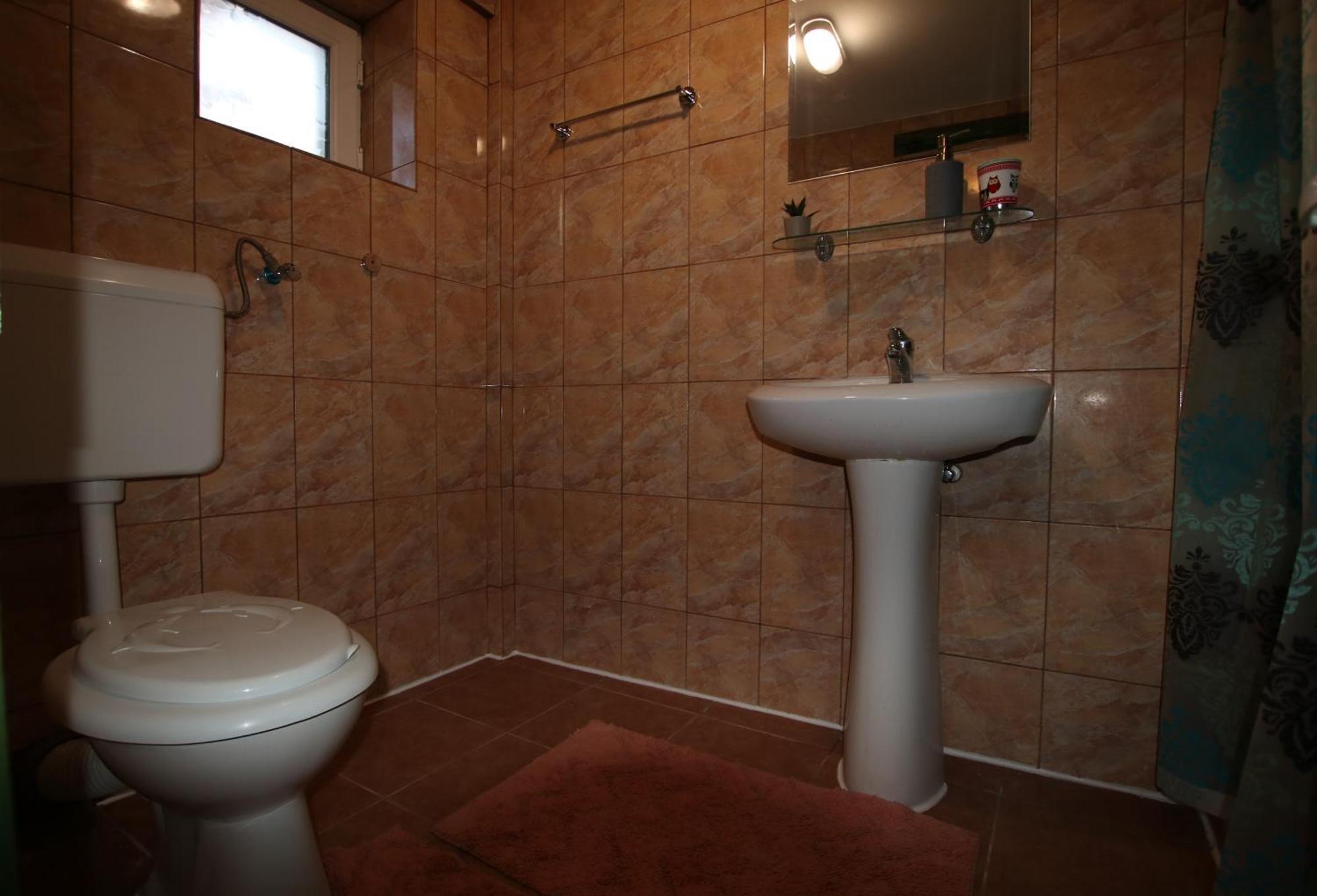 B&B Duo Caffe Baneasa Bukares Bagian luar foto