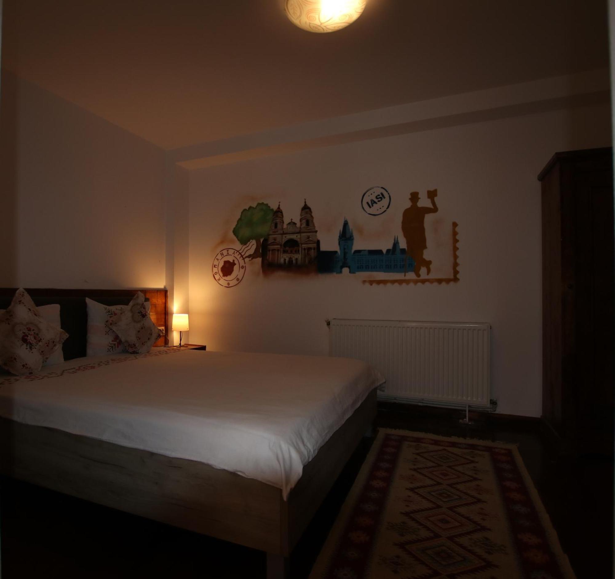 B&B Duo Caffe Baneasa Bukares Bagian luar foto