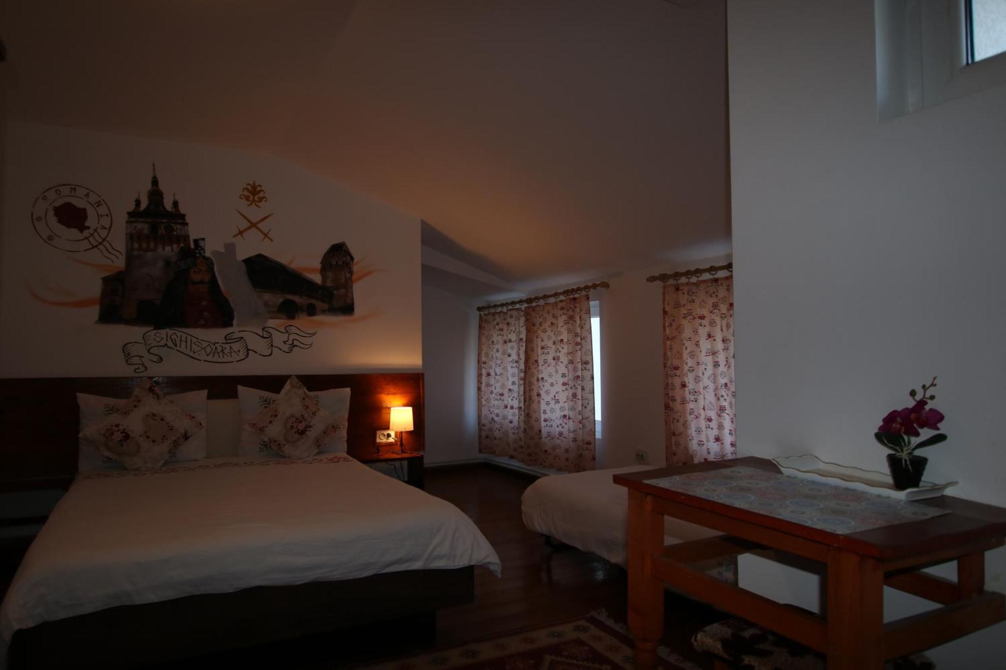B&B Duo Caffe Baneasa Bukares Bagian luar foto